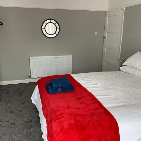 Modern Fully Refurbished 3 Bedroom Home Blackpool Exterior photo