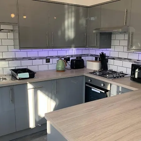 Modern Fully Refurbished 3 Bedroom Home Blackpool Exterior photo