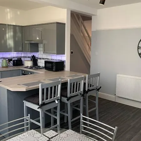 Modern Fully Refurbished 3 Bedroom Home Blackpool Exterior photo